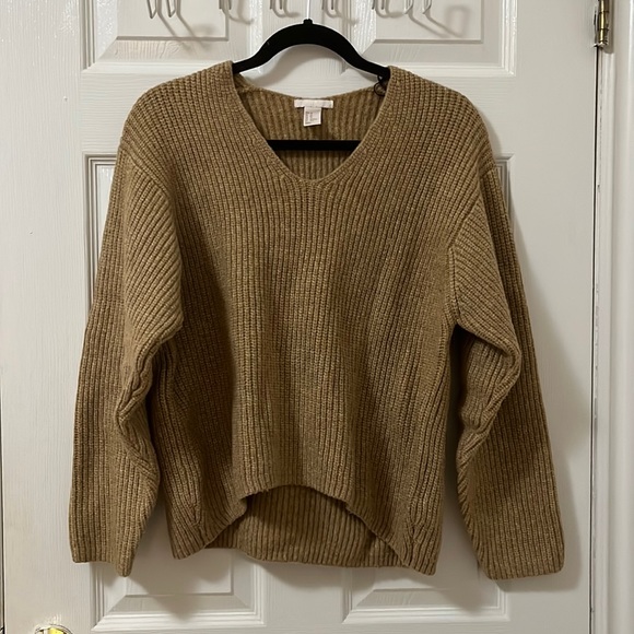 H&M Tan Sweater - Picture 1 of 8